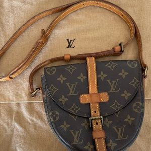 Authentic Louis Vuitton Chantilly GM shoulder Bag Canvas Monogram